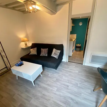 “studio Capucines”-logement Centre De شقة